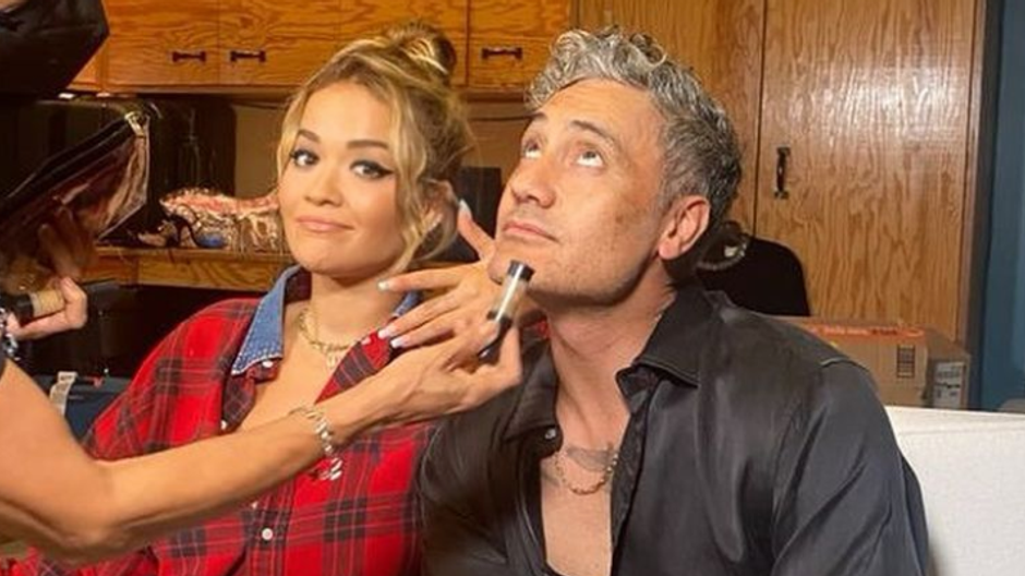 Rita Ora a Taika Waititi