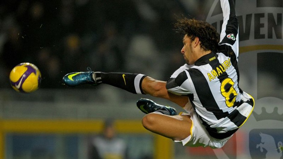 Amauri v drese Juventusu