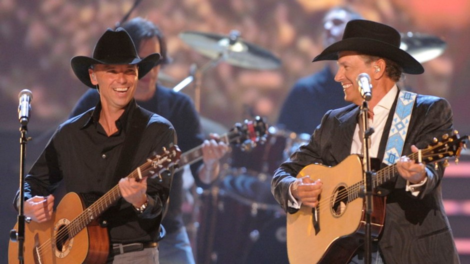country spevak kenny chesney