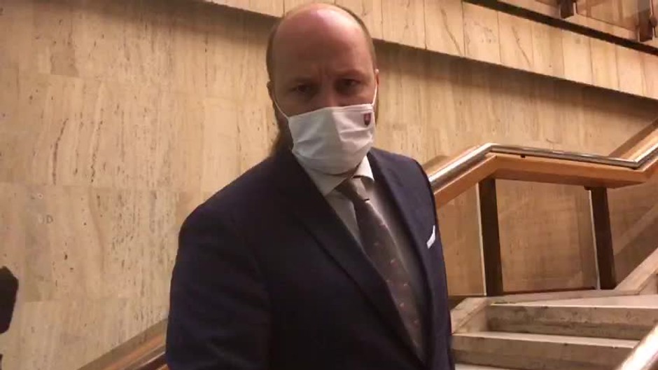 [multi] Jaroslav Naď pred vládou 1486