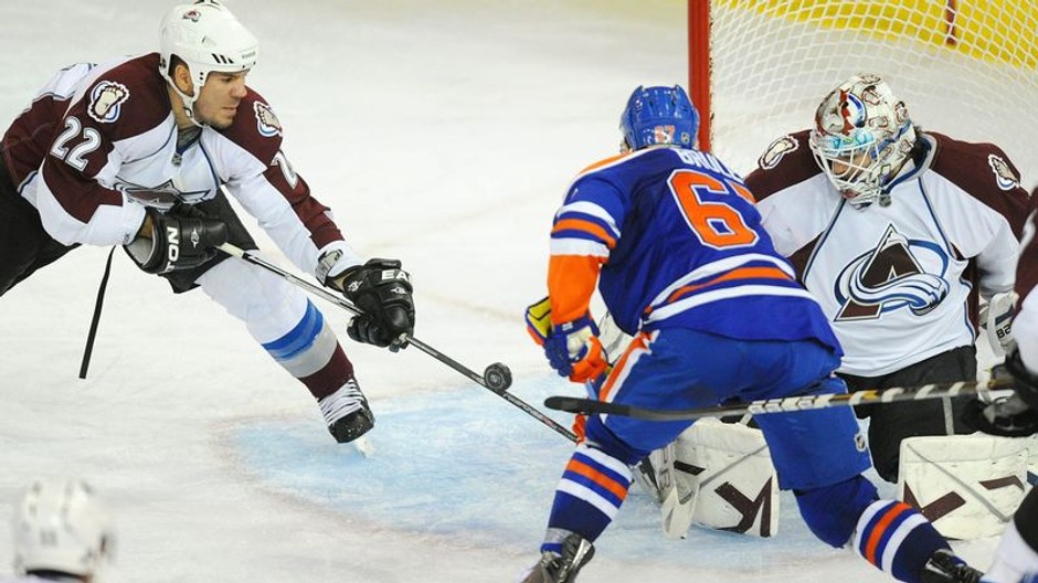 NHL, Edmonton-Colorado, v bránke Peter Budaj