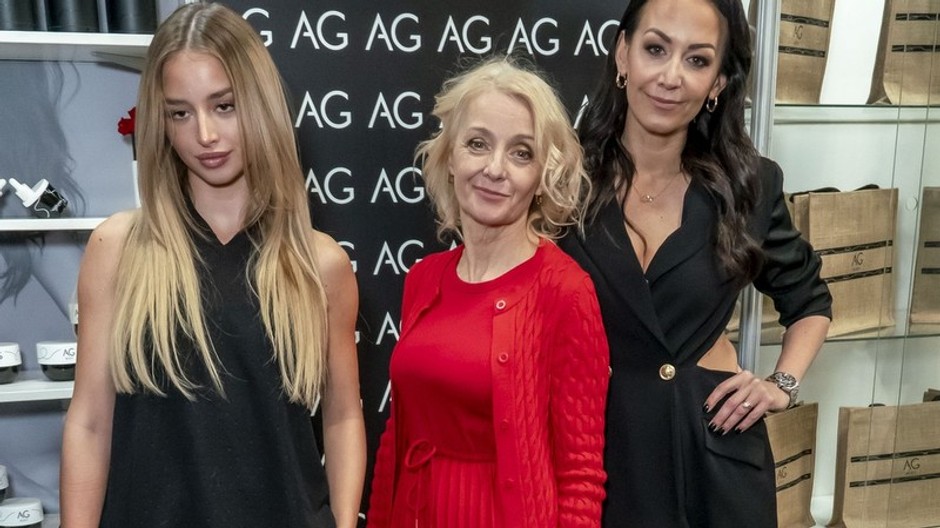 Veronika Žilková s dcérami