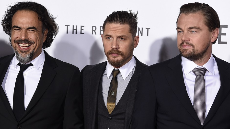 Tom Hardy uprostred