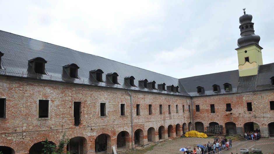 Dubnica nad Váhom il