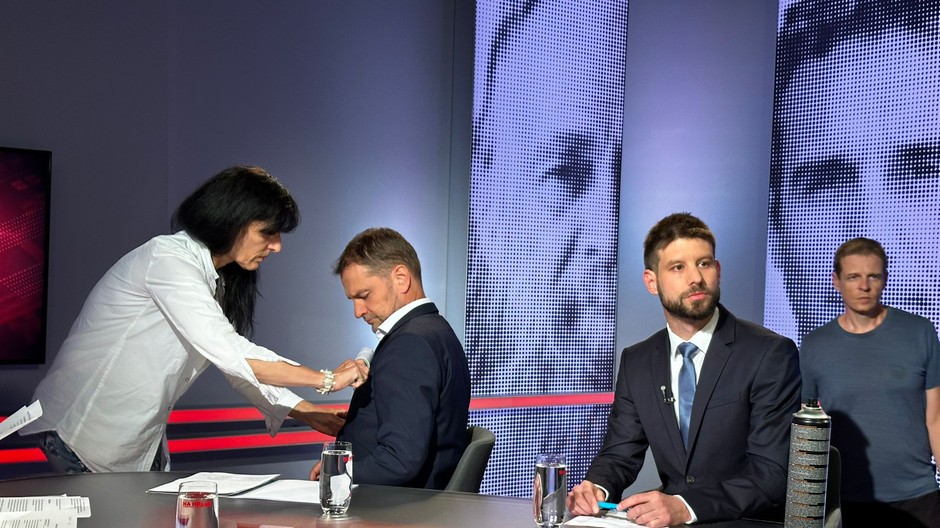 627100d1-6e62-4c4d-8b72-03e6defeb602