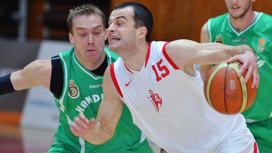 Basketbal, B.Bystrica-Handlová