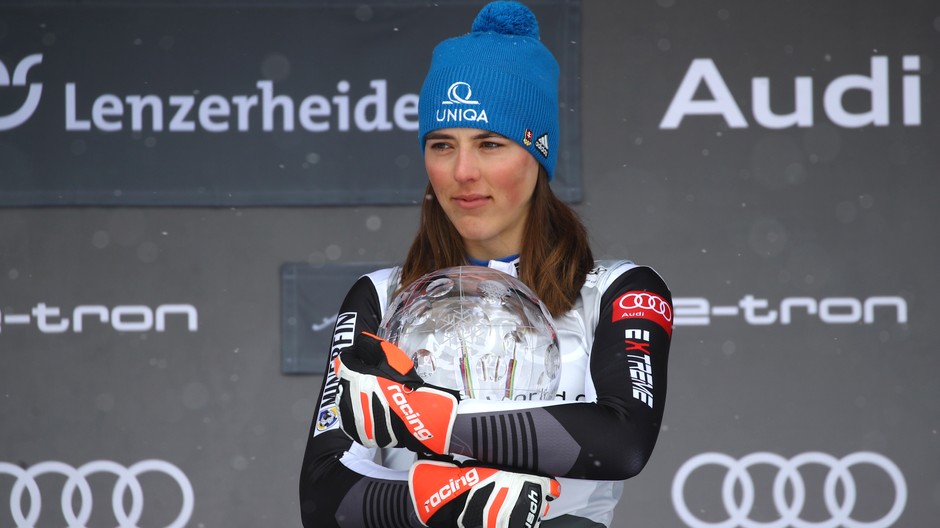 Petra Vlhová s Veľkým krištáľovým glóbusom