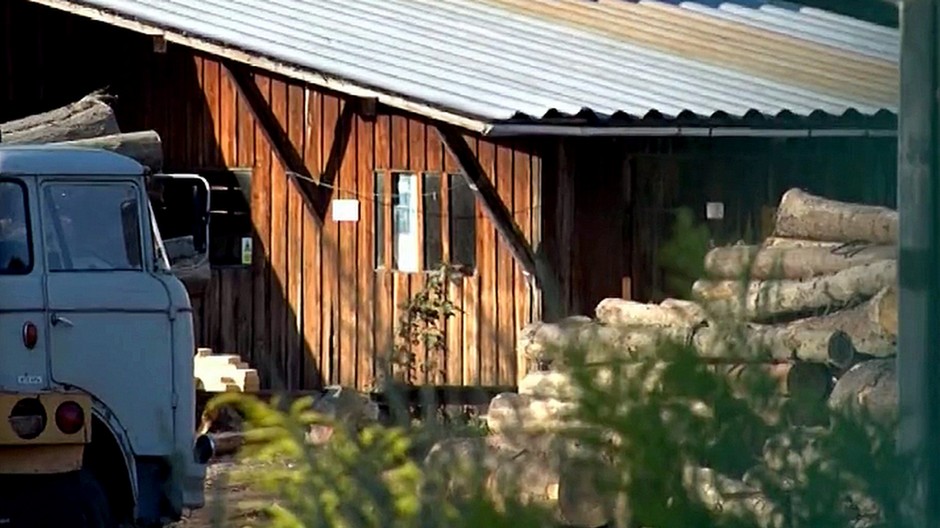 drevo, kôlňa, tatrovka