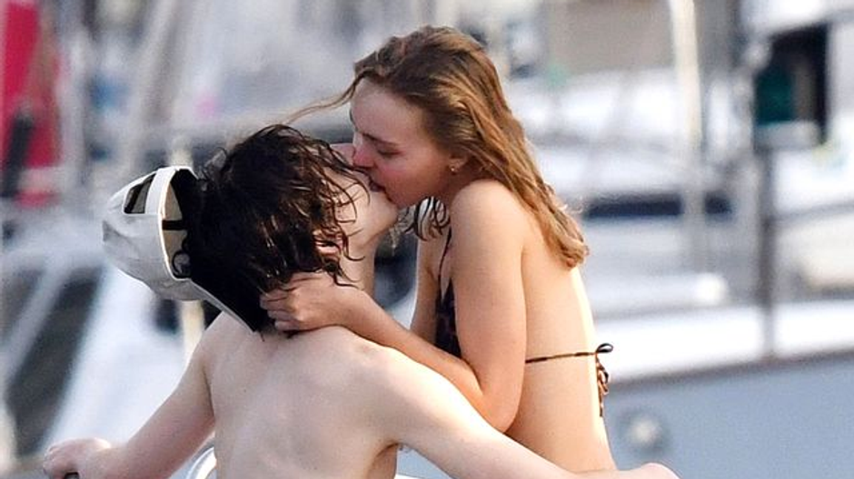 lily rose depp a timothee chalamet