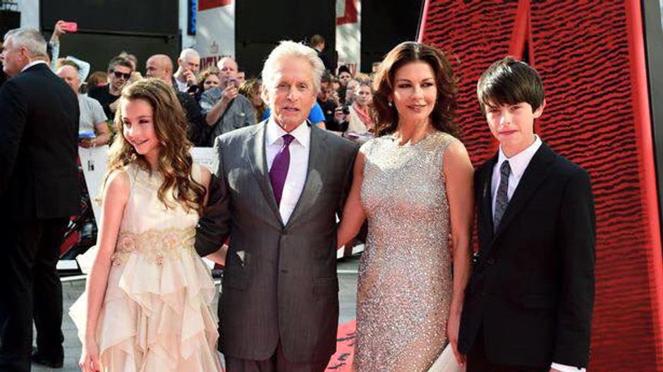 Catherine Zeta-Jones a Michael Douglas s deťmi