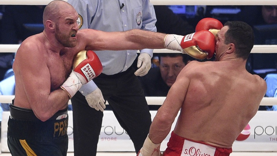 Tyson Fury a Vladimir Klicko v ringu