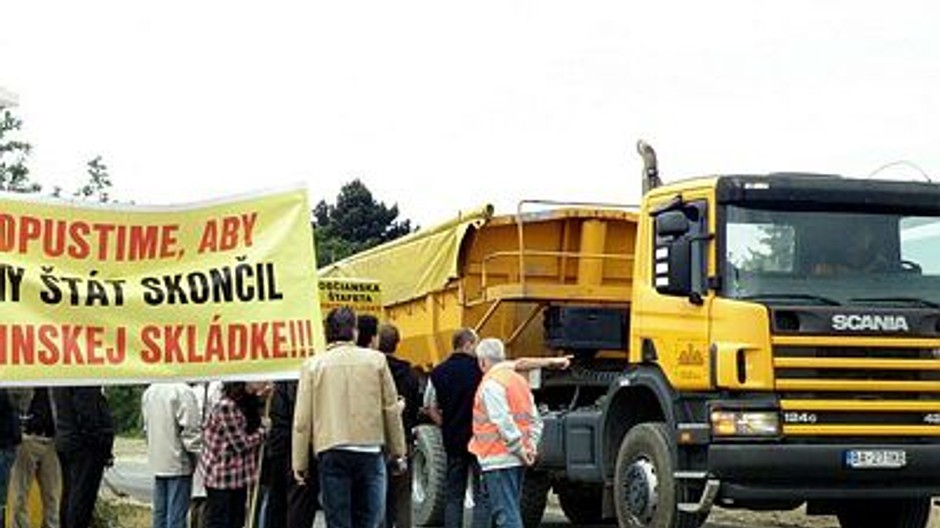 protest skladka pezinok