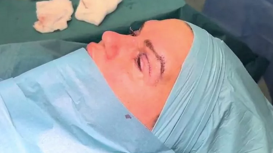 Kerry Katona počas zákroku