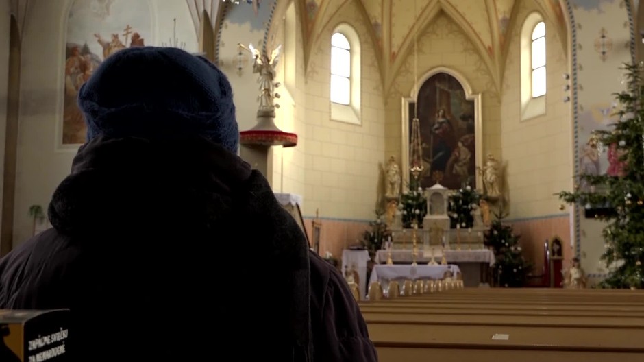 [multi] Kostoly pred sviatkami 6919