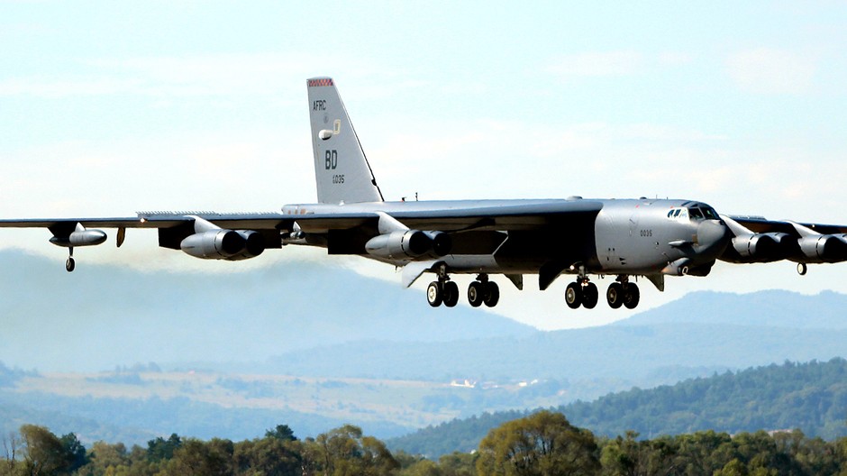 bombardér B-52 Sliač