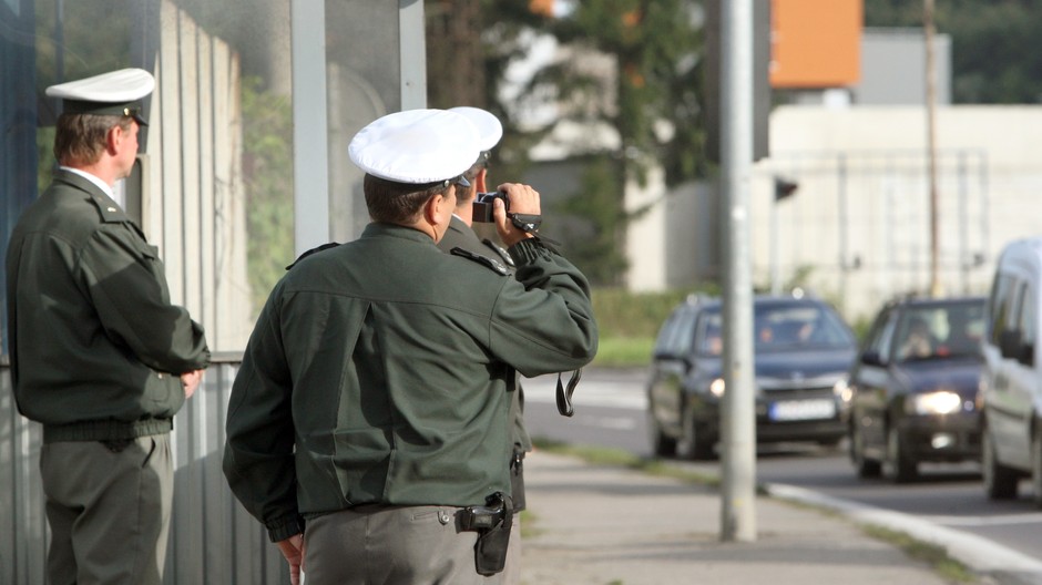 polícia radar ilustračné foto