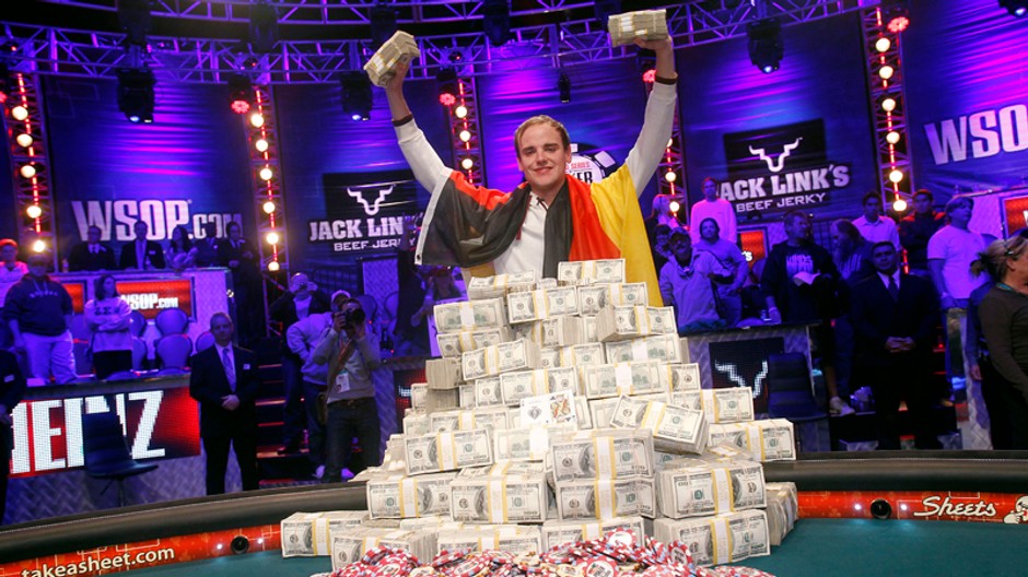 Nový kráľ pokru Piusa Heinz podsúpil aj psychologickú prípravu s agentom FBI.