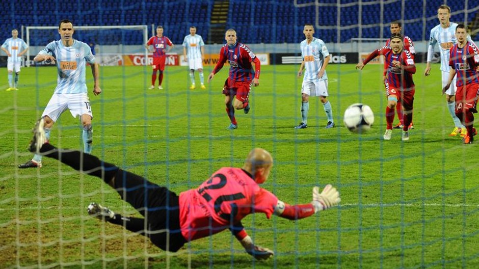 CL, Slovan-Senica