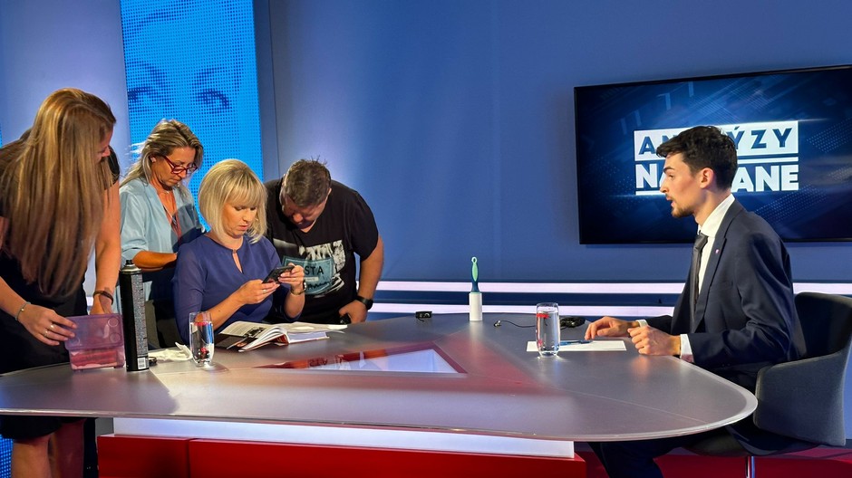 dbe96889-160c-4eca-a991-bdb362756861