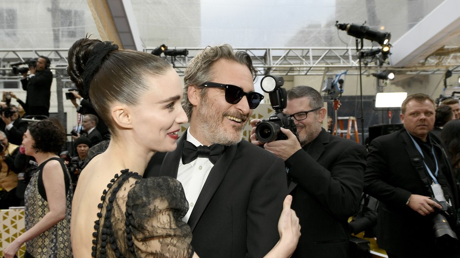 rooney-mara-and-joaquin-phoenix