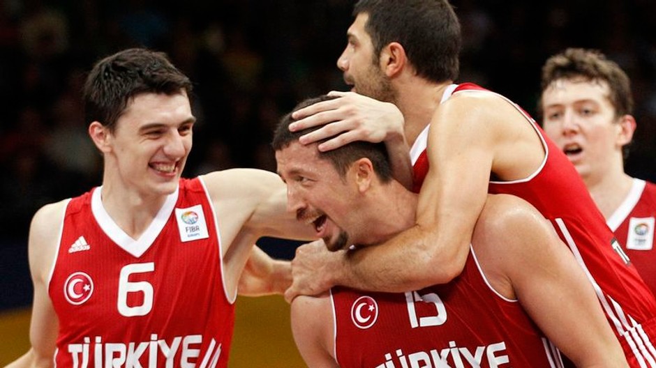 Radosť basketbalistov Turecka na ME