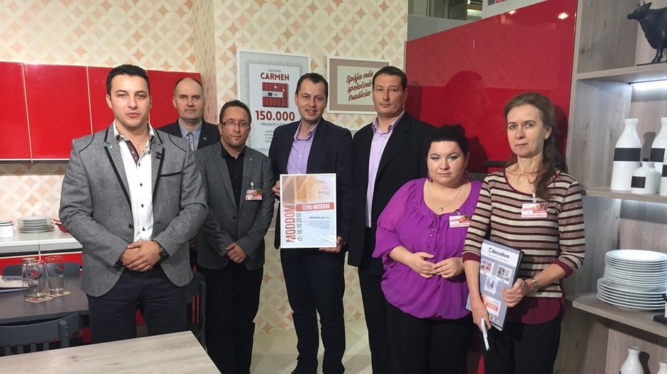 Decodom 1, PR článok