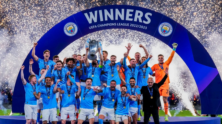 Radosť futbalistov Manchester City po finále Ligy majstrov UEFA