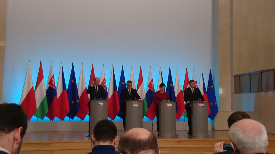 V4, Varšava, Poľsko