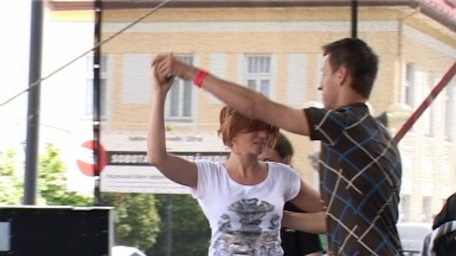 viki a valer tancuju v ziline