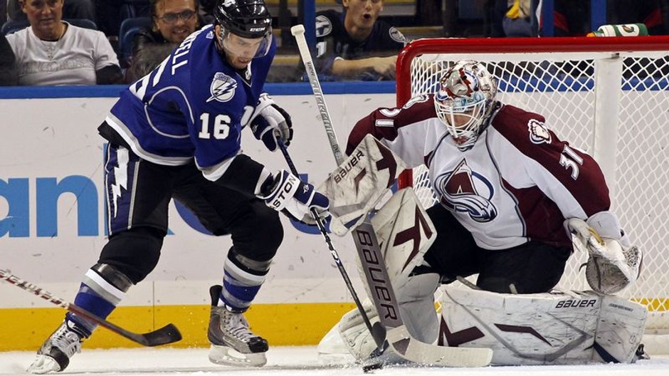 Peter Budaj v zápase proti Tampe Bay