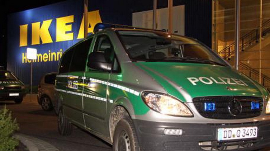 obchodný dom IKEA opäť terčom bombového útoku