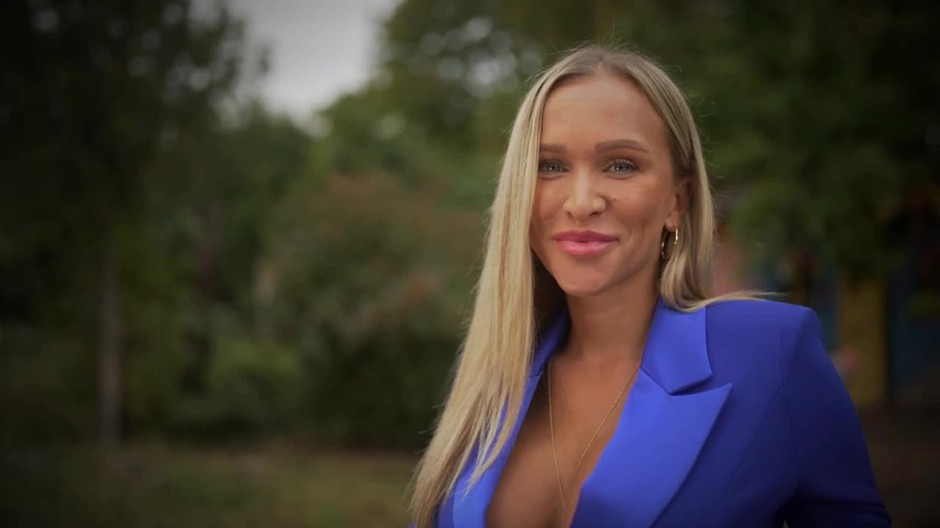 [multi] bez servitky - nela vs sabina - idu po martinovi  36218