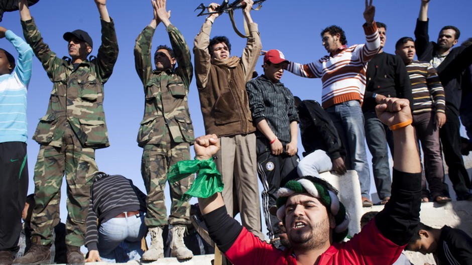 Vojna v Líbyi, bojovníci so zbraňami