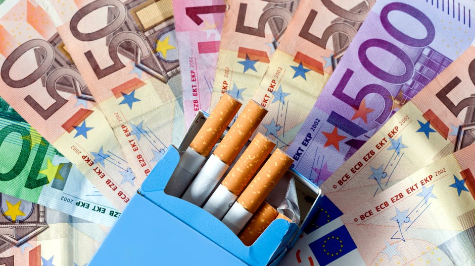 peniaze cigarerty ilustračné foto
