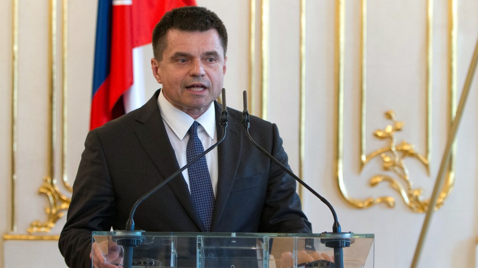 Peter Plavčan minister školstva