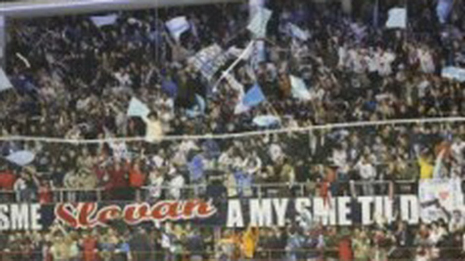 Fanúšikovia Slovana sa pobili