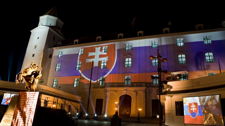 socha Svatopluka na hrade Bratislavsky hrad