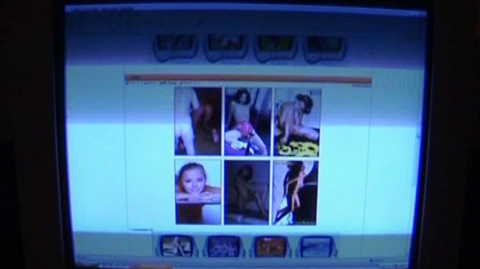 počitač-monitor-pedofil