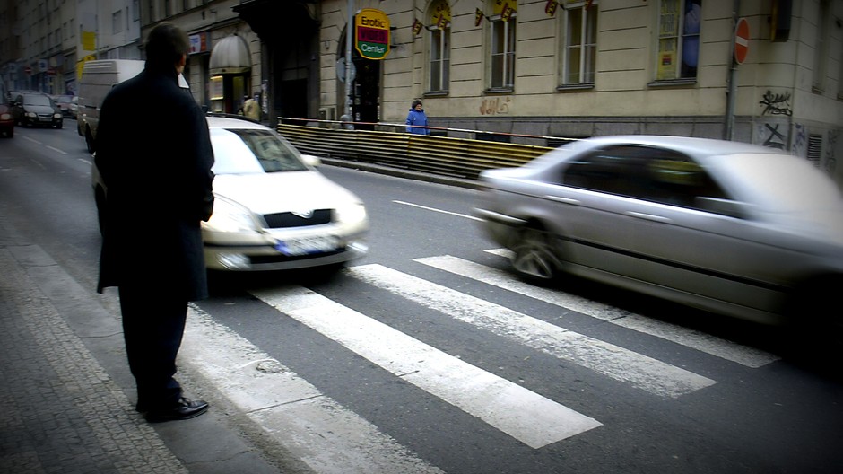 Priechod pre chodcov auto chodec