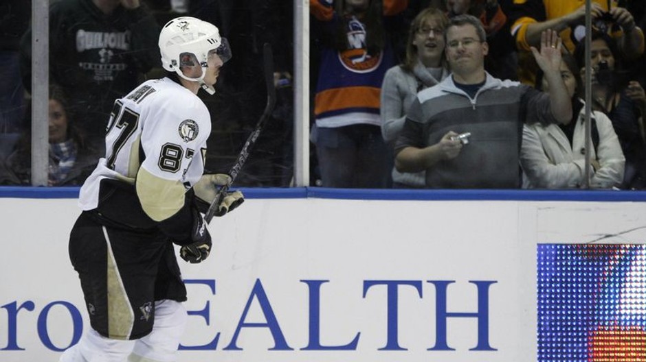 Crosby v zápase proti NY Islanders