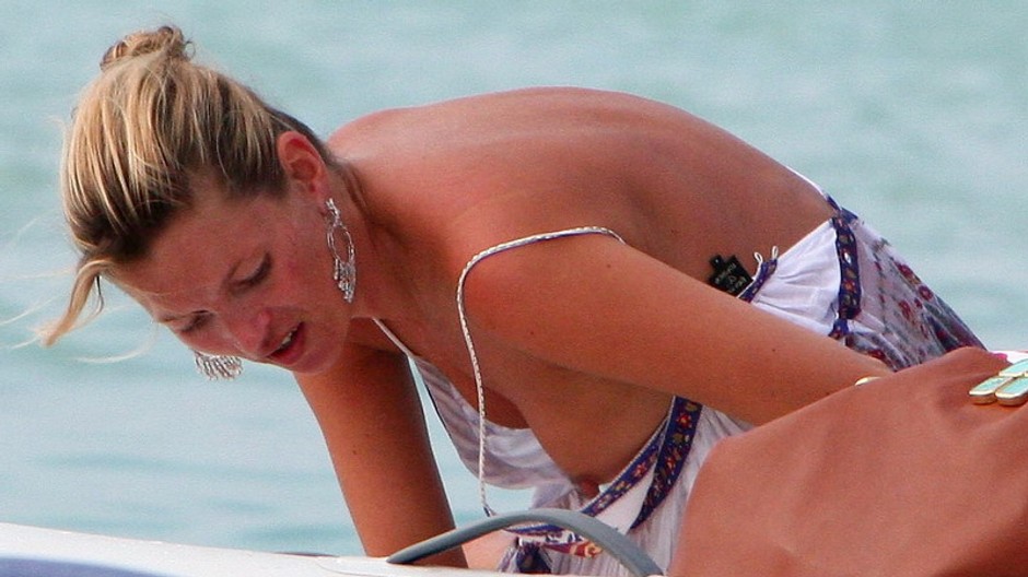 Kate Moss - nahé prso