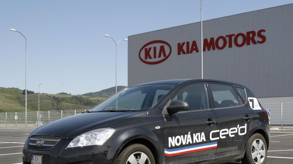 KIA budova auto