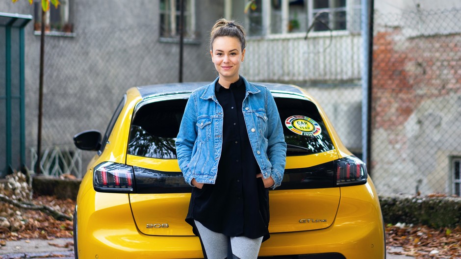 Dominika Kavaschová a Peugeot