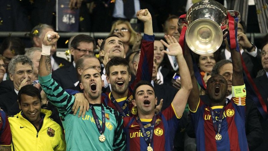 Abidal zodvihol pohár pre víťaza ako prvý