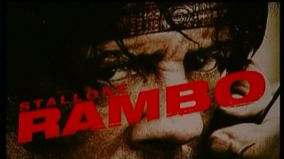 stalone na plagate ako rambo s napisom