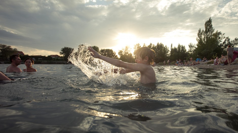 jazera Košariská, voda, horúčava, kúpanie