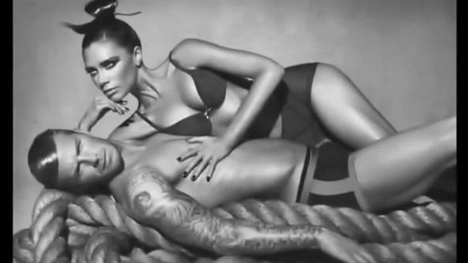 victoria beckham a david beckham, umelecke foto, spodne pradlo
