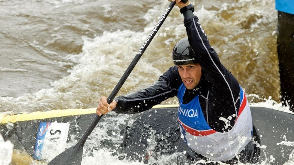 Alexander Slafkovský v Prahe