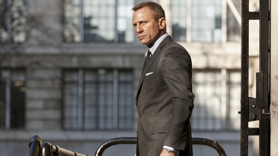 daniel-craig-skyfall-bond