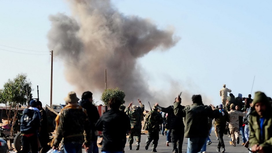 Líbya, občianska vojna, rebeli a výbuchy